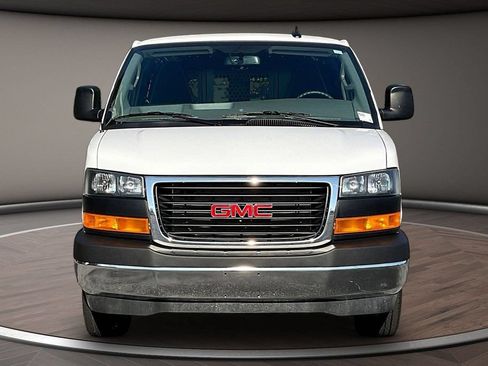 Used 2025 GMC Savana 2500 w/ Driver Convenience Package RWD image 2