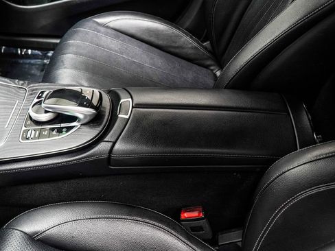 Used 2019 Mercedes-Benz E 300 image 20
