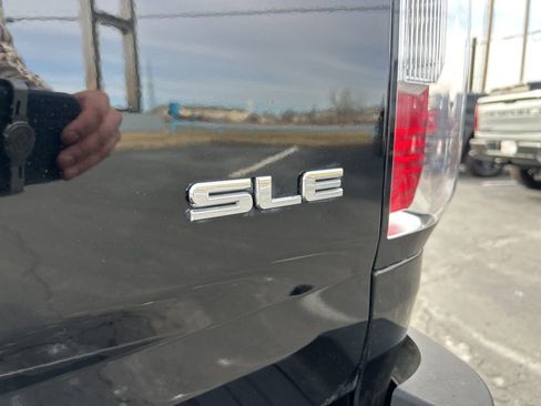 Used 2019 GMC Canyon SLE image 13