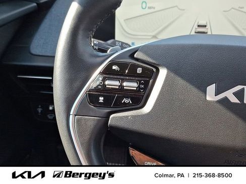 Used 2023 Kia EV6 Wind image 24