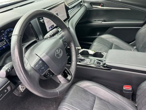 Used 2025 Toyota Camry XSE w/ Premium Plus Package FWD image 10