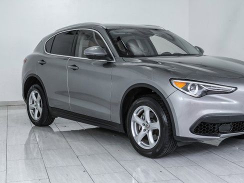 Used 2019 Alfa Romeo Stelvio RWD image 46