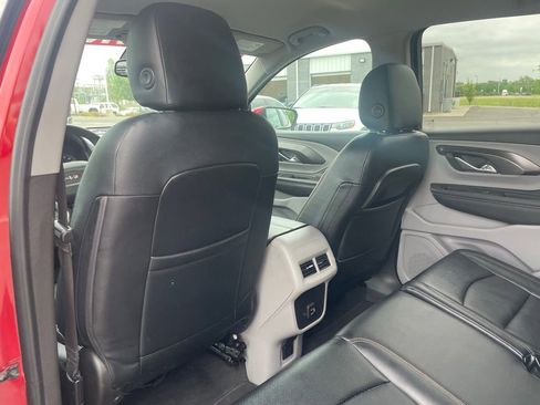Used 2022 GMC Terrain SLE w/ Driver Convenience Package FWD image 23
