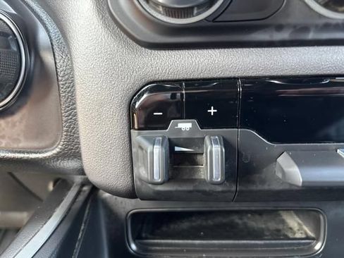 Used 2021 RAM 1500 Big Horn AWD/4WD image 19
