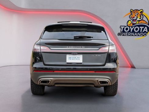 Used 2020 Lincoln Nautilus Reserve image 6