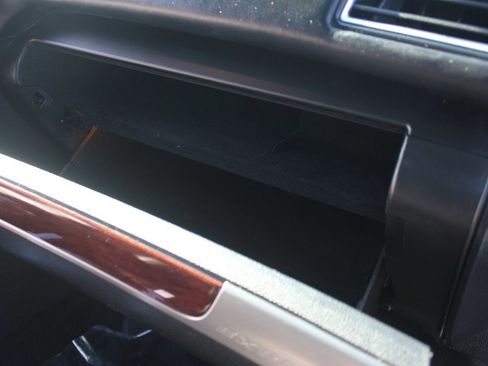 Used 2018 Ford Explorer Platinum image 36