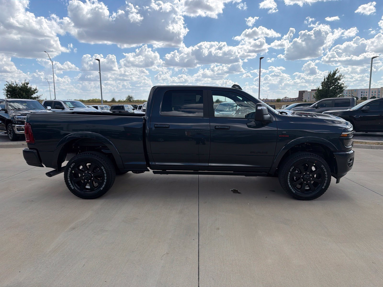 New 2027 RAM 2500 Laramie AWD/4WD image 6