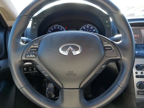 Used 2013 INFINITI G37 x Sedan w/ Premium Pkg AWD/4WD image 25