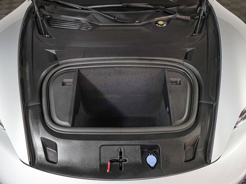 Certified 2022 Porsche Taycan GTS image 12