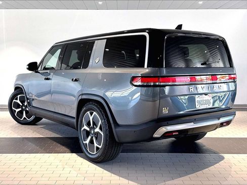 Used 2024 Rivian R1S Adventure Quad AWD/4WD image 3