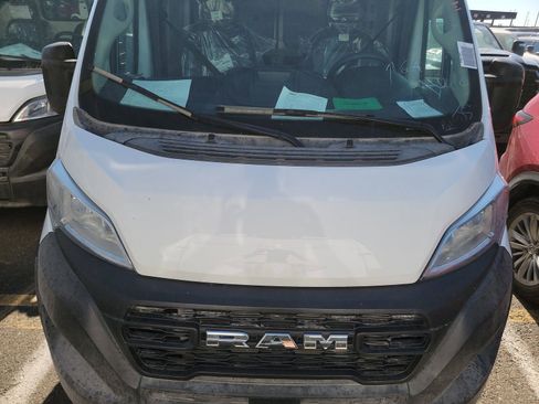 Used 2025 RAM ProMaster 3500 w/ Convenience Group image 3