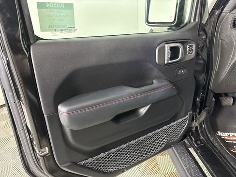 Used 2019 Jeep Wrangler Unlimited Rubicon image 9