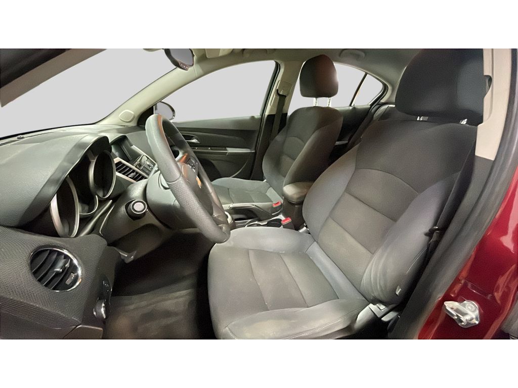 Used 2016 Chevrolet Cruze LT FWD image 12