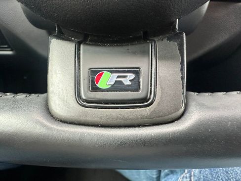 Used 2015 Jaguar F-TYPE R RWD image 38