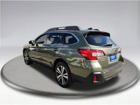 Used 2019 Subaru Outback 2.5i Limited image 16