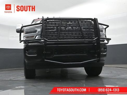 Used 2024 RAM 2500 Laramie AWD/4WD image 40