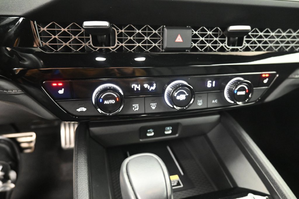 Used 2025 Honda Accord Sport image 40