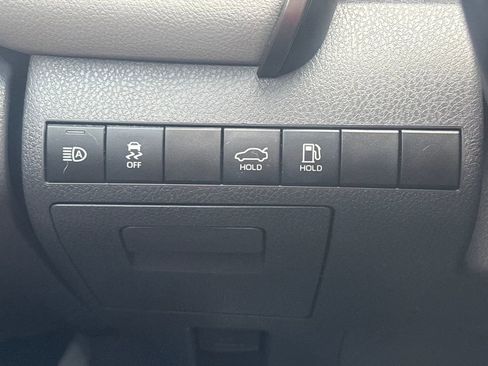 Used 2019 Toyota Camry SE image 23