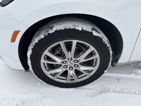 Used 2023 Buick Enclave Essence w/ Experience Buick Package image 13