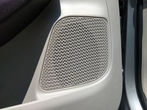 Certified 2019 Chrysler Pacifica Touring-L Plus w/ Advanced Safetytec Group FWD image 20