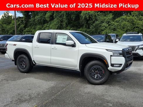 New 2025 Nissan Frontier PRO-4X w/ Interior Protection Package AWD/4WD image 2