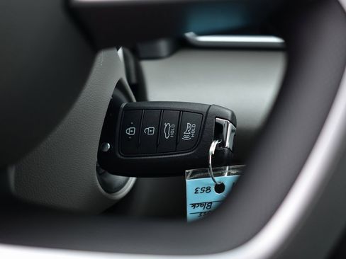 New 2026 Hyundai Elantra SE image 32