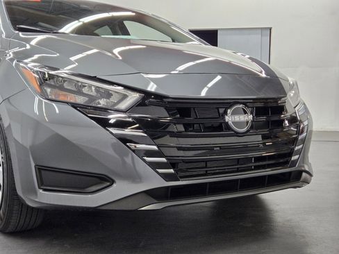 Used 2025 Nissan Versa S w/ Trunk Package FWD image 4