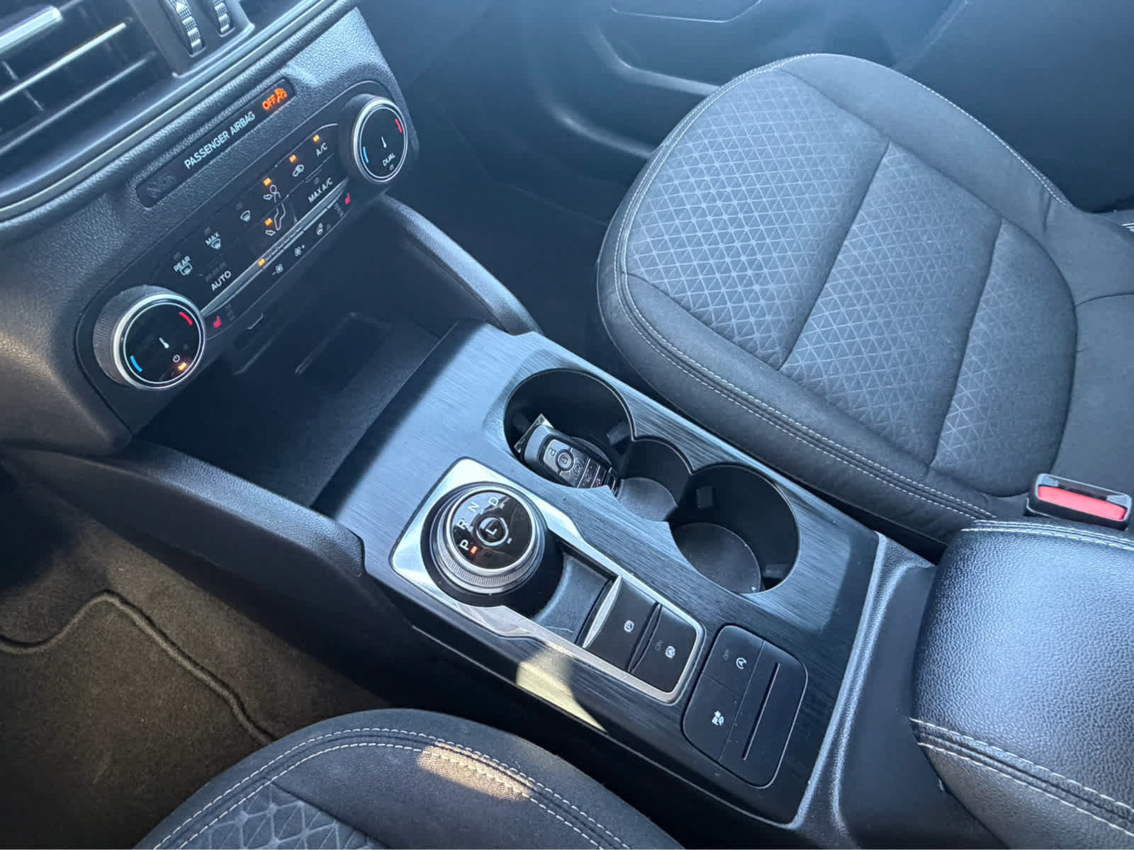 Used 2024 Ford Escape Active AWD/4WD image 40