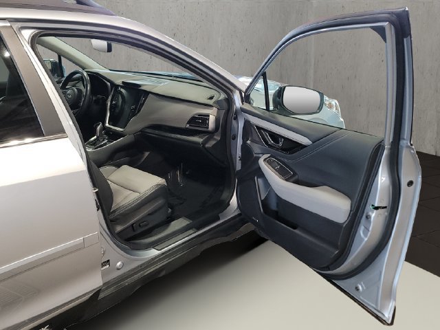 Used 2020 Subaru Outback Limited XT w/ Popular Package #2 AWD/4WD image 36