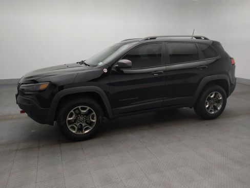 Used 2019 Jeep Cherokee Trailhawk w/ Cold Weather Group image 2