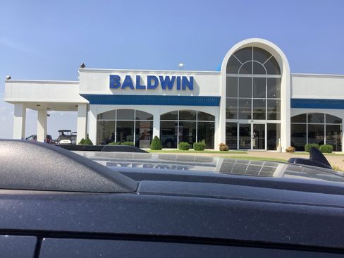 Used 2024 Ford Expedition Limited image 9