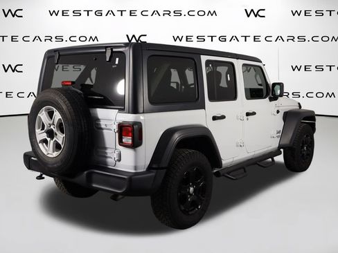 Used 2018 Jeep Wrangler Unlimited Sport S AWD/4WD image 36
