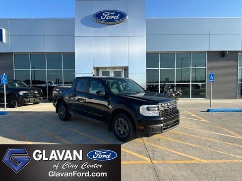Used 2024 Ford Maverick XLT FWD image 1