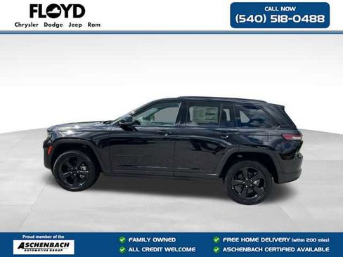 New 2025 Jeep Grand Cherokee Limited w/ Black Appearance Package image 6