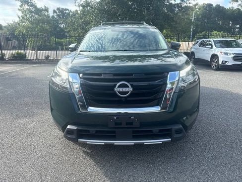Used 2024 Nissan Pathfinder SL w/ SL Premium Package AWD/4WD image 5