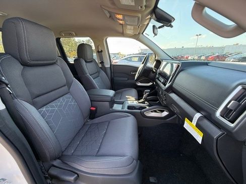 New 2026 Nissan Frontier SV w/ Tow Package image 17