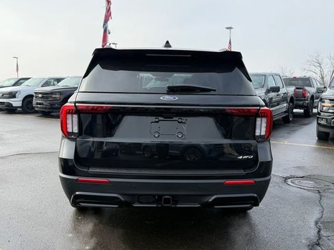 New 2026 Ford Explorer ST-Line image 6