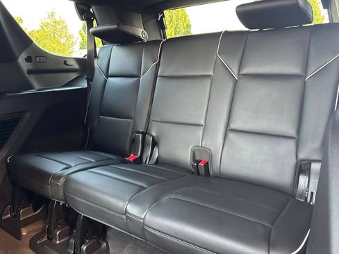 Used 2024 Cadillac Escalade Sport w/ LPO, ONYX Package AWD/4WD image 19