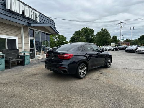 Used 2019 BMW X6 xDrive35i w/ M Sport Package AWD/4WD image 4