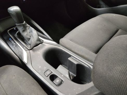 Used 2024 Toyota Corolla LE FWD image 26