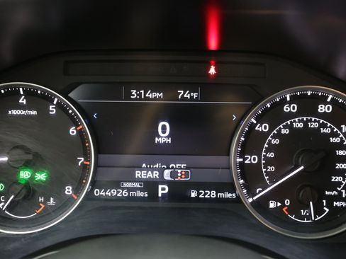 Used 2024 Mitsubishi Outlander ES FWD image 23