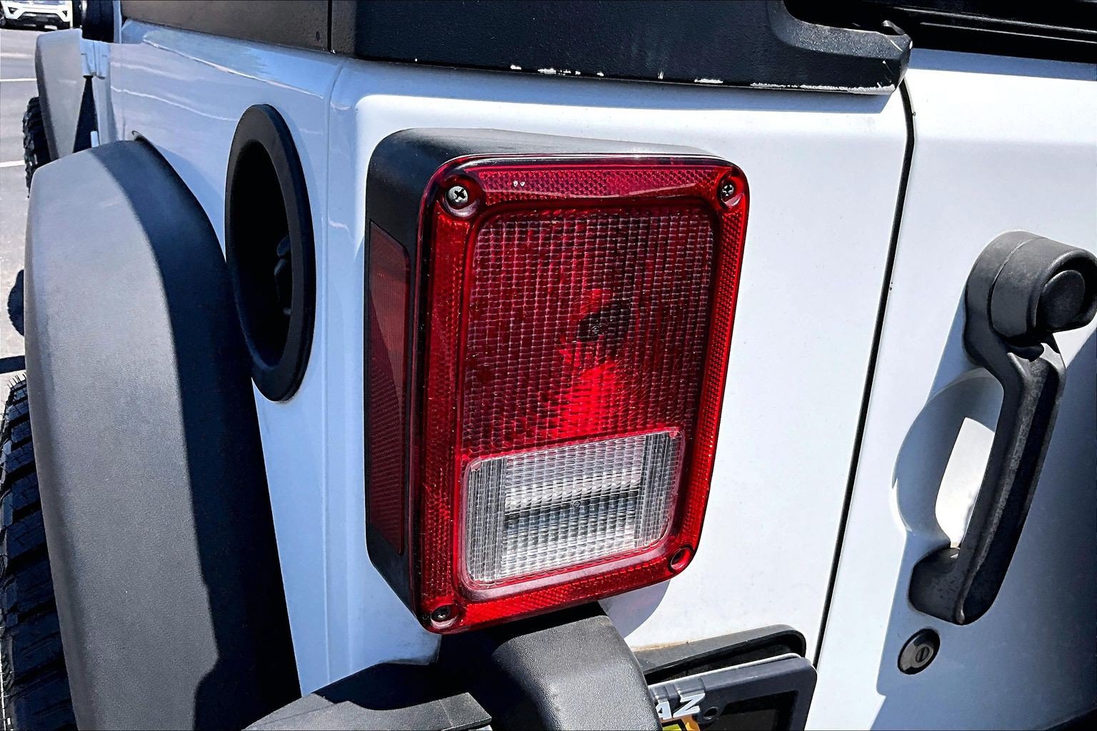 Used 2018 Jeep Wrangler Unlimited Sport S AWD/4WD image 27