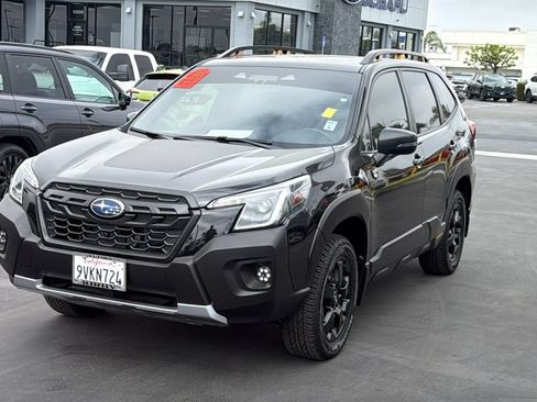 Used 2025 Subaru Forester Wilderness AWD/4WD image 3