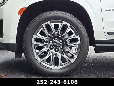 Used 2023 GMC Yukon Denali Ultimate AWD/4WD image 56