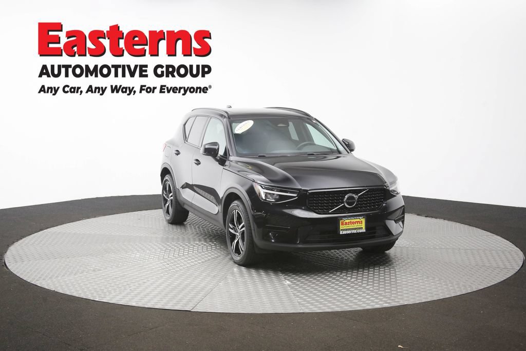 Used 2024 Volvo XC40 B5 Core AWD/4WD image 52