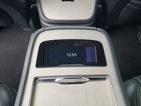 New 2025 Lincoln Navigator Reserve w/ Jet Appearance Package AWD/4WD image 15