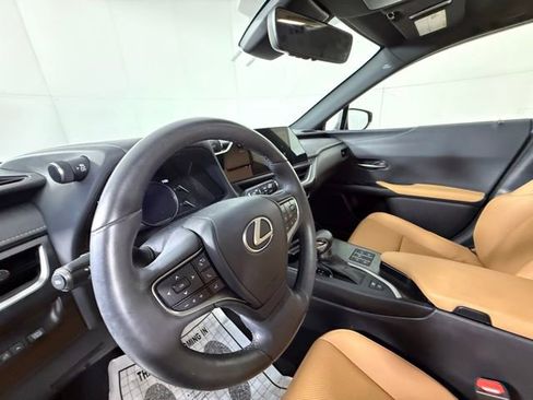Used 2023 Lexus UX 250h FWD w/ Accessory Package (Z2) image 11