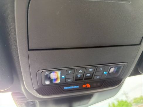 Used 2023 Ford Explorer ST w/ Equipment Group 401A AWD/4WD image 19