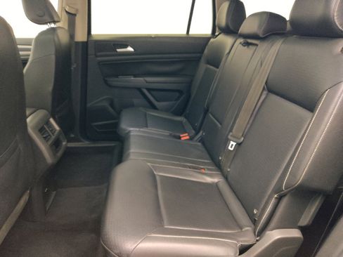 Used 2021 Volkswagen Atlas SE w/ Panoramic Sunroof Package AWD/4WD image 18