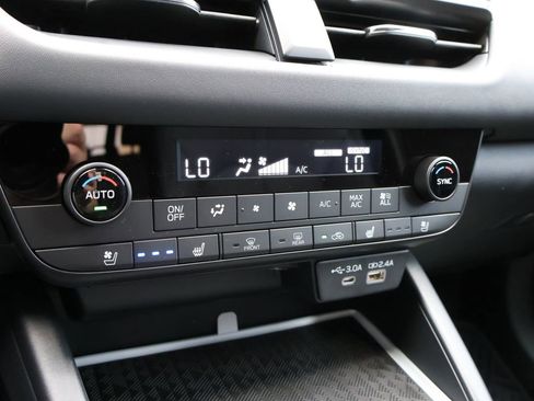 New 2026 Subaru Outback Touring AWD/4WD image 38